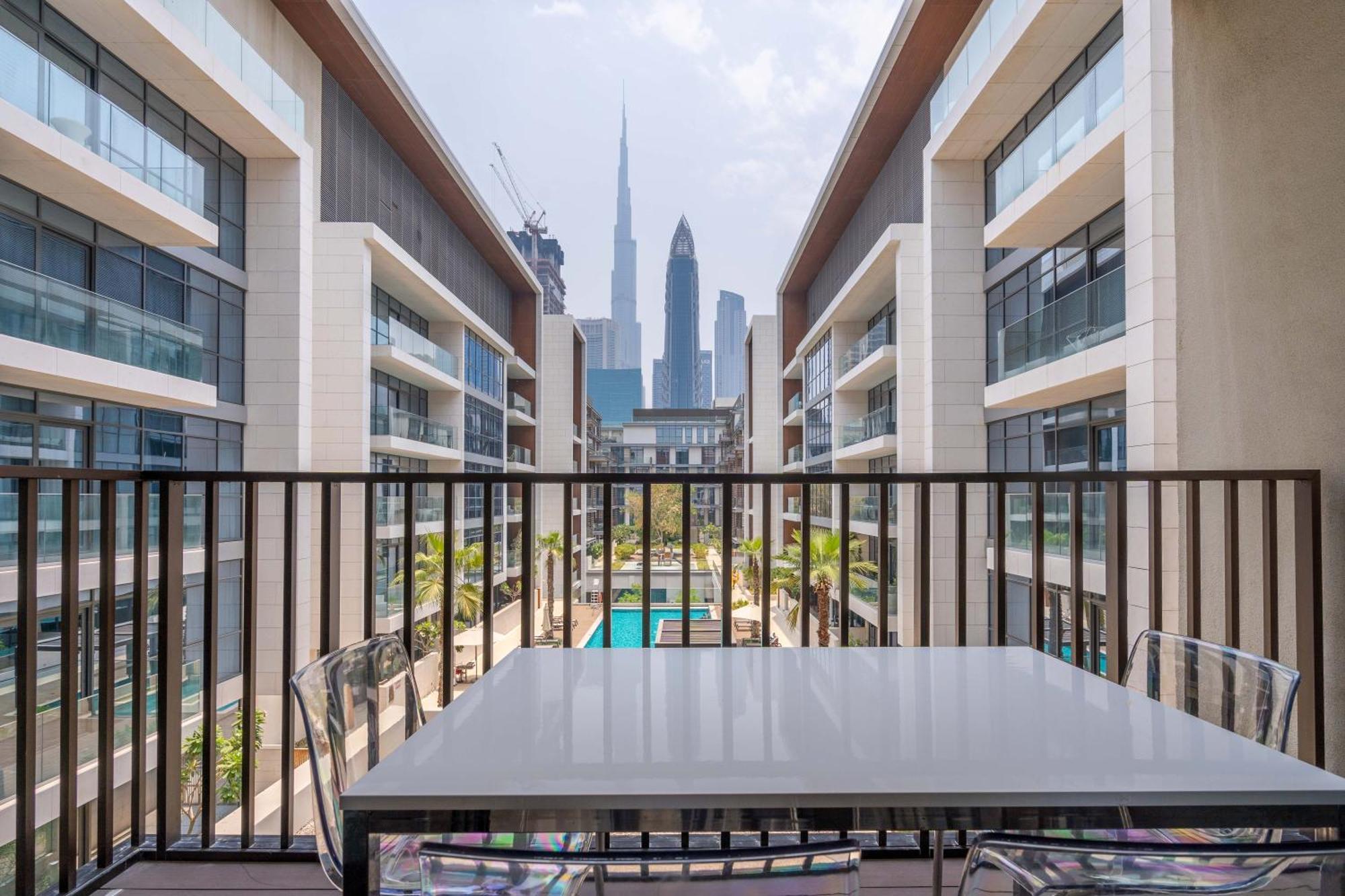 City Walk Apartment Specter Dubai Bagian luar foto